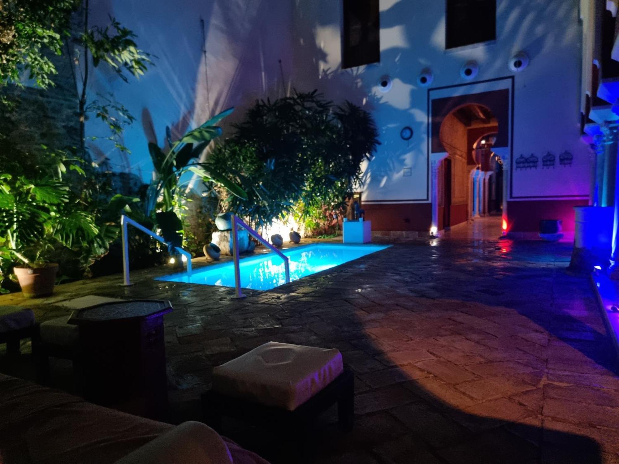 Hotel Hospederia Banos Arabes De Dos 2*